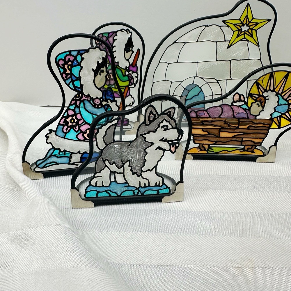 Arctic Circle Alaskan Stained Painted Glass 7 Pc Nativity Igloo Moose Seal Snow - Picture 3 of 13